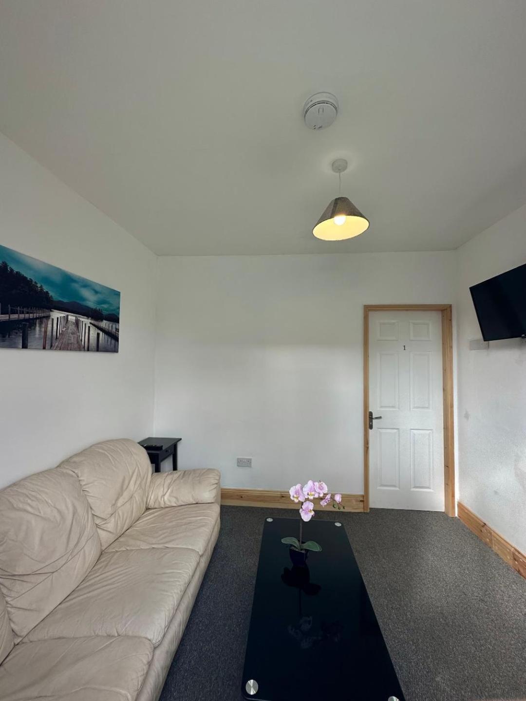 Browning House 3 Bedroom 6 Beds Long Or Short Stay Derby Eksteriør billede