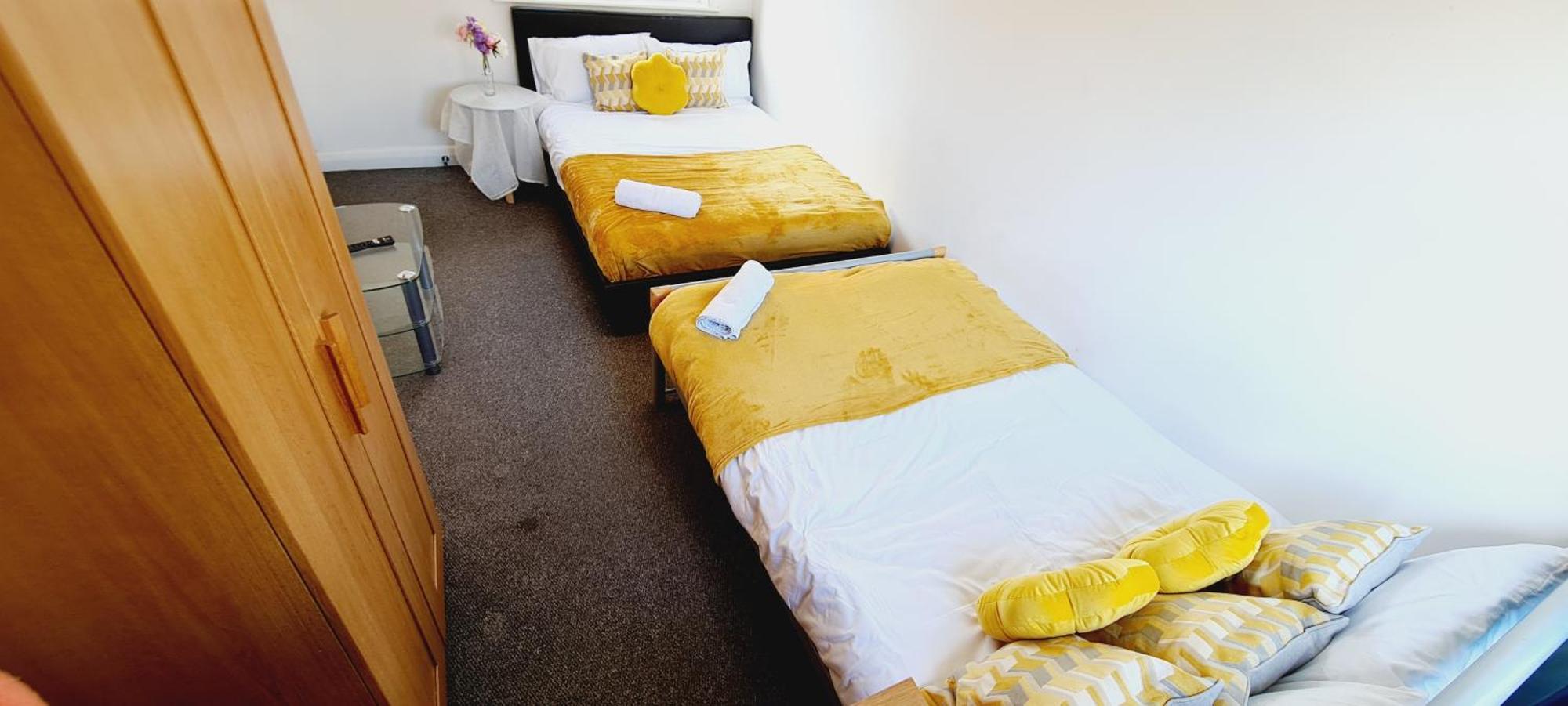 Browning House 3 Bedroom 6 Beds Long Or Short Stay Derby Eksteriør billede